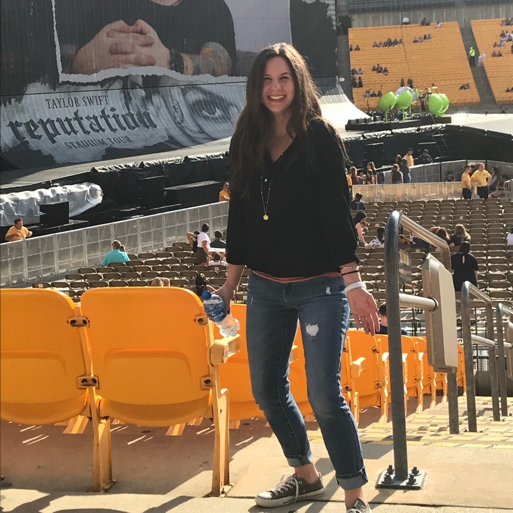 Meet your Posher, Maggie